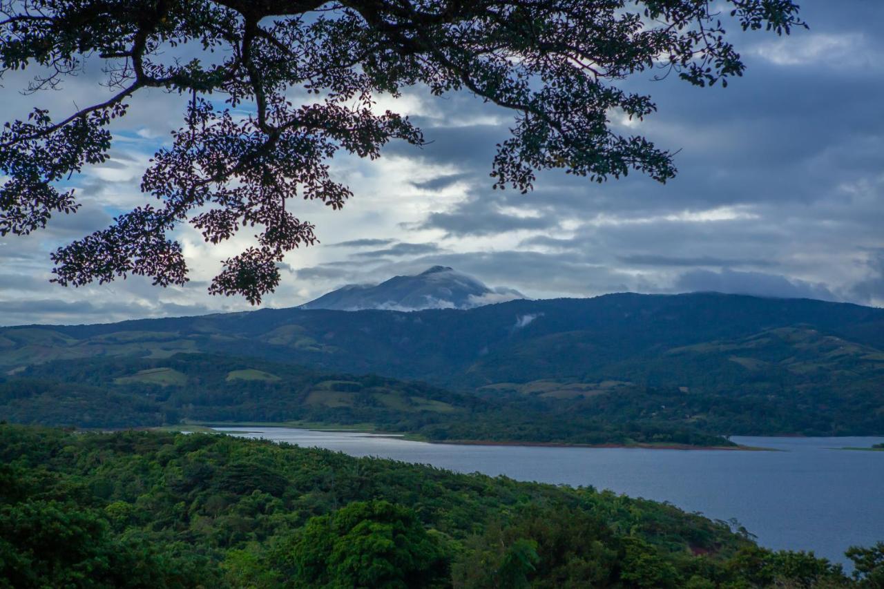 Lake Arenal Brewery & Hotel Tilarán المظهر الخارجي الصورة