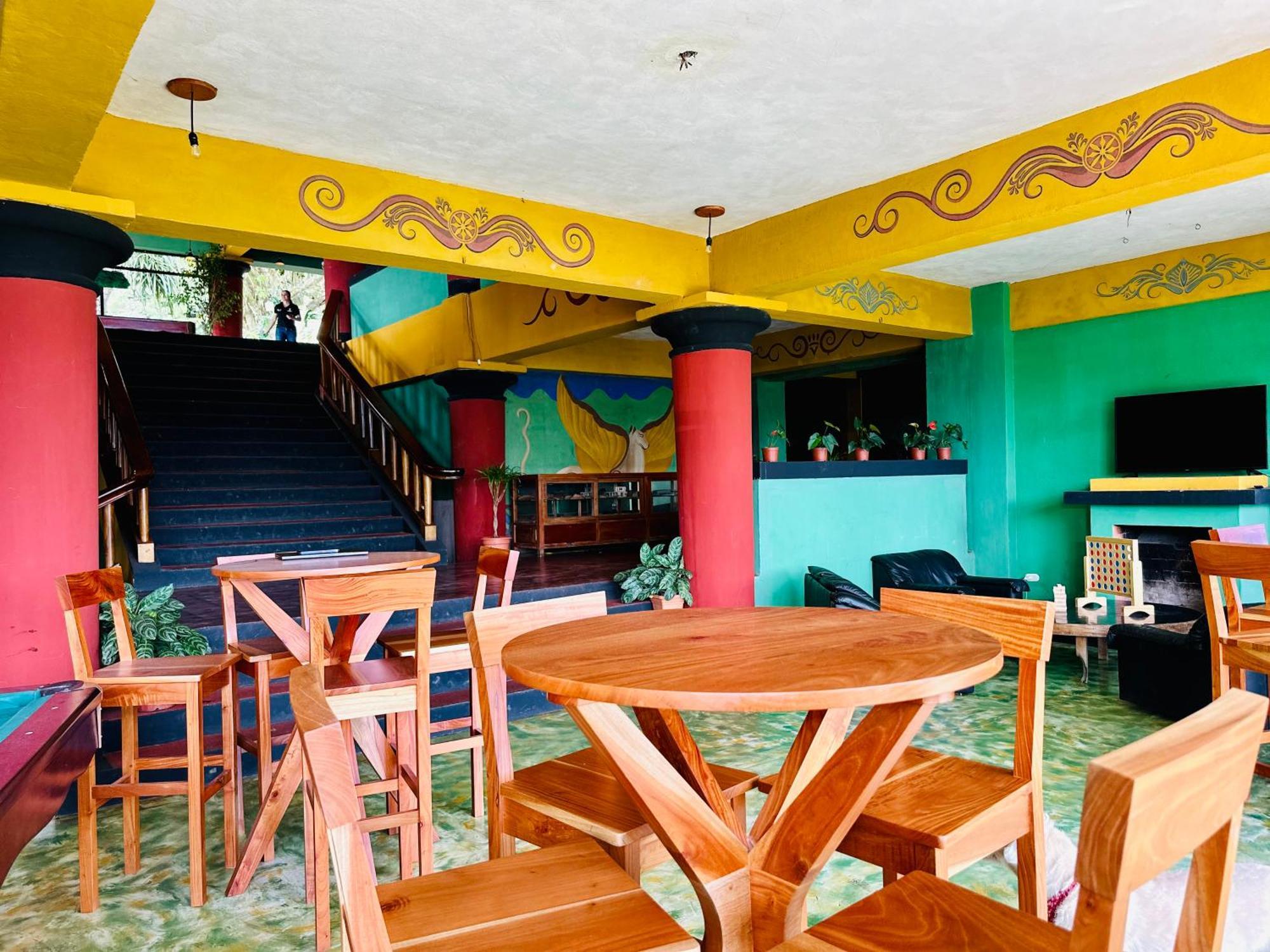 Lake Arenal Brewery & Hotel Tilarán المظهر الخارجي الصورة